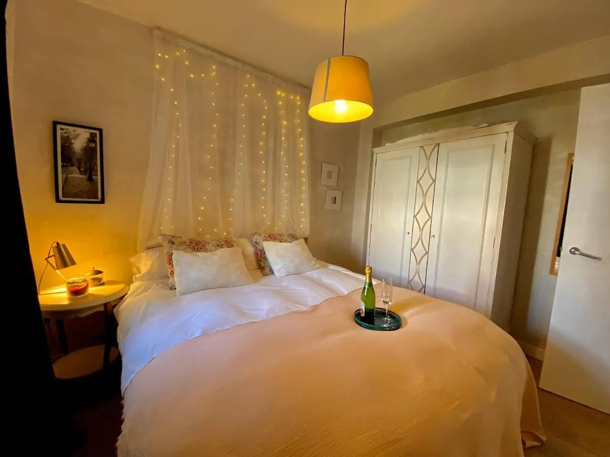Apartament Junto Al Casco Antiguo Con Terraza Sewilla